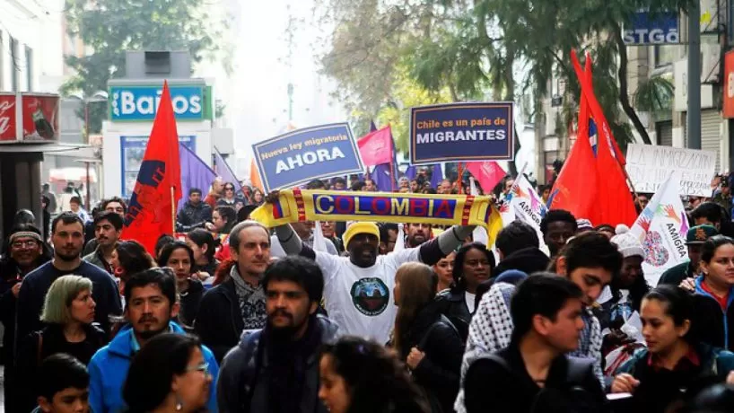 marcha-migrante-1-818x460