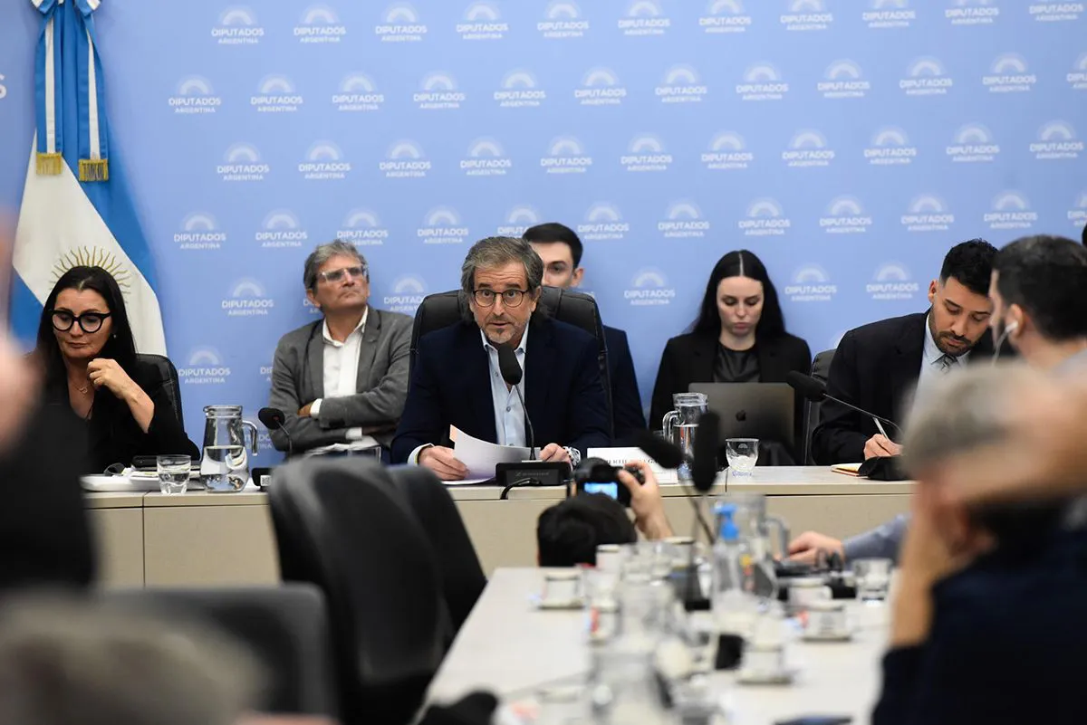 DIPUTADOS-COMISION-PRESUPUESTO-4