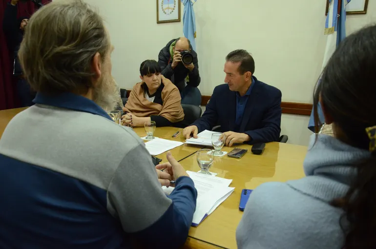 reunion-aten-y-gobierno-10jpg