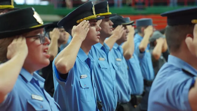 policia-neuquen-saludojpg