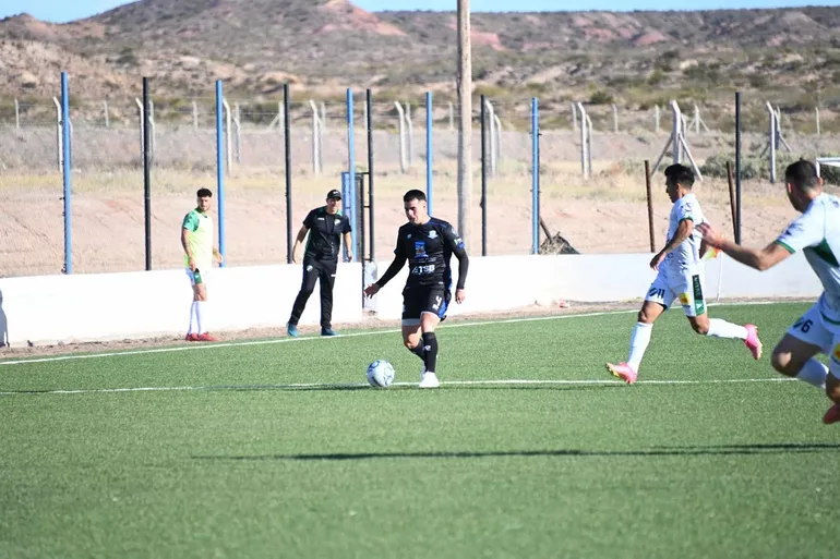 deportivo-rincon-villa-mitre-jugadajpg (1)