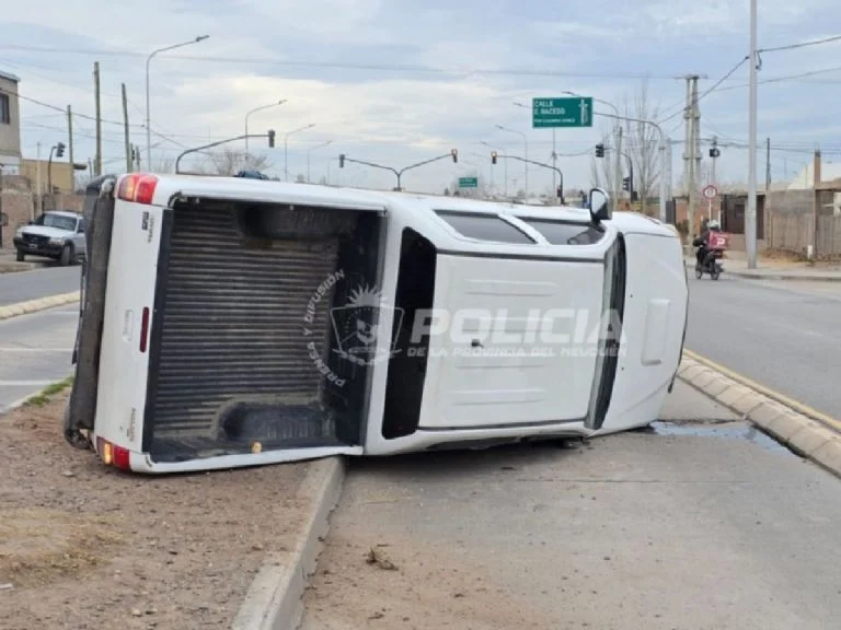 f768x1-832415_832542_5050