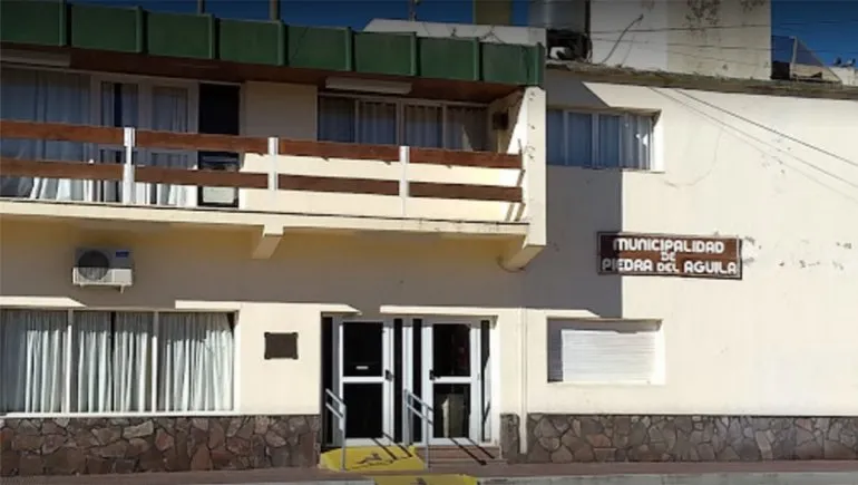 municipalidad-piedra-del-aguila