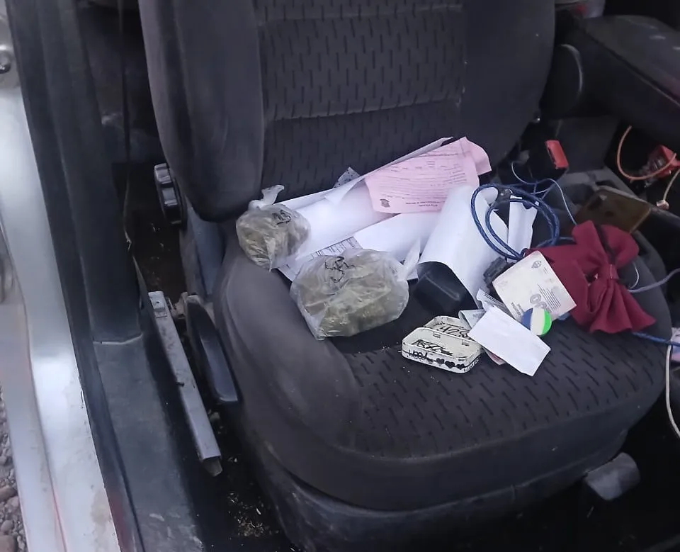 1765560383_da8011726c58e12f54be