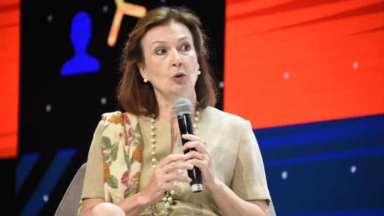 diana-mondino-amcham-3jpg