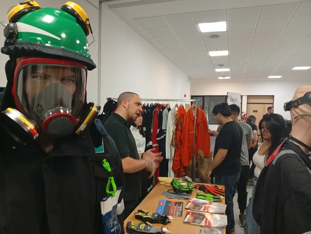 WhatsApp Image 2025-12-19 at 14.07.36