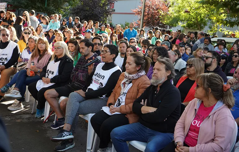 aten-casa-gobierno