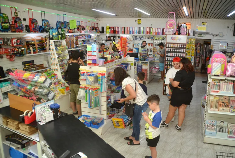 cipolletti-librerias-canasta-escolar-15jpg