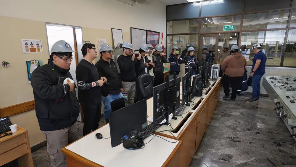 WhatsApp Image 2025-08-23 at 01.02.01