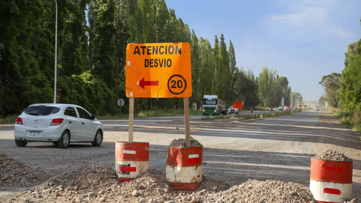 on-ruta-7-tramo-centenario-vista-alegre-obras-paradas-9jpg