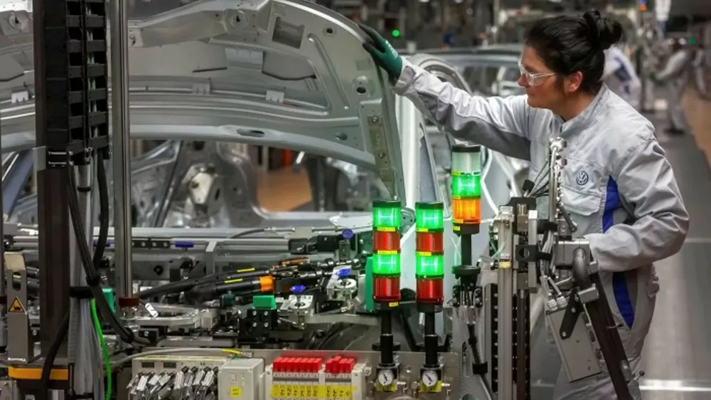 el-gobierno-publicara-manana-el-proyecto-de-movilidad-sustentable-para-fabricacion-de-autos-electricos-1243094