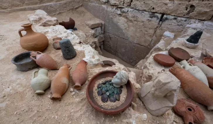 675afcb7d7479_728_426!